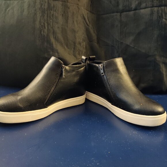 NWT Time and Tru Memory Foam Sneaker Wedge Ankle Boots Size 8 - Picture 2 of 6